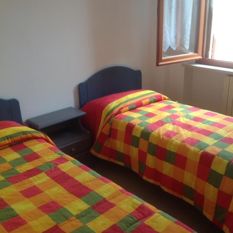 Hotel Il Sentiero Ostra Vetere Camera foto